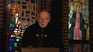 Monseñor Jean Marie hablando de la Inmaculada