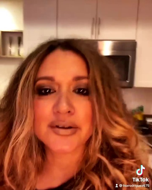Delicious Cravings - Hosted By Lisa Rodriguez