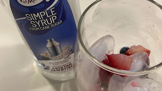 A Pinch of Butter’s Fruity Amartto Lemon Drop