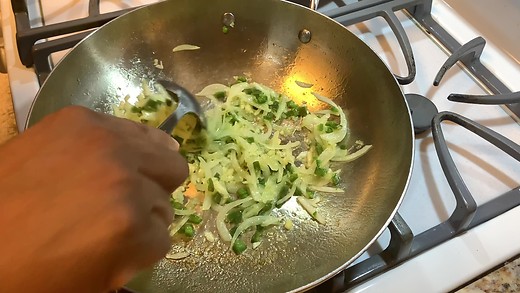 Food Tripping with Kirsten Stir Fried Curried White Sweet Potatoes (1)