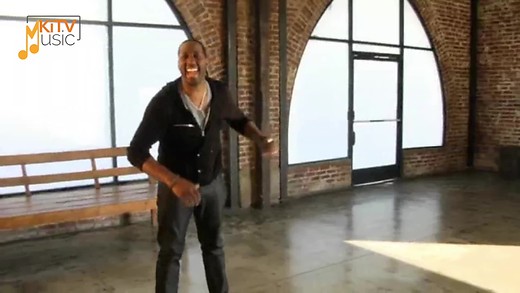 In The Middle, Isaac Carree