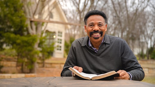 Jesus the King  Sermon by Tony Evans